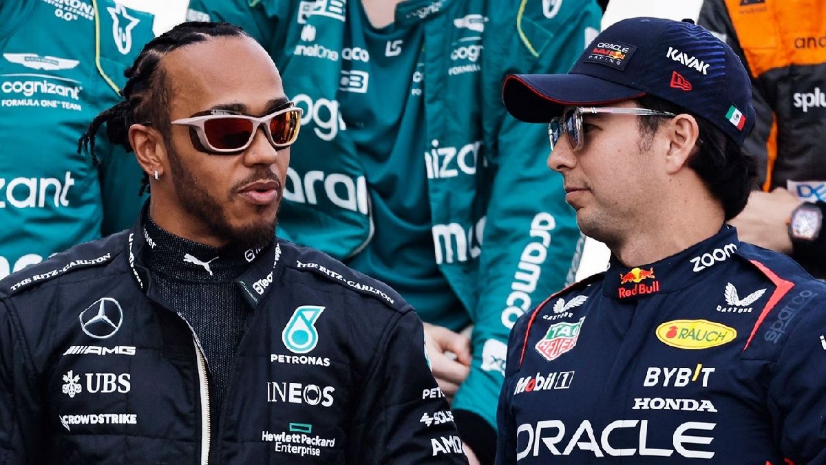 Lewis Hamilton sobre la lucha por el segundo lugar en F1: "Depende de Checo  Pérez" »