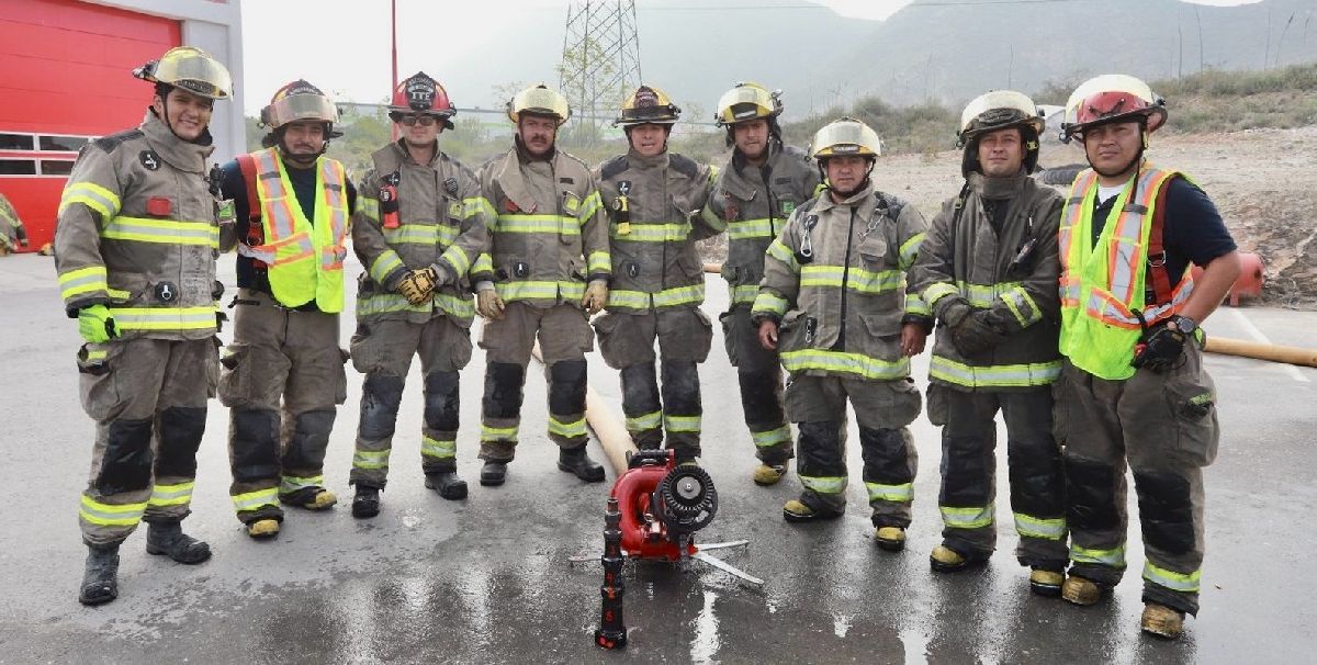 Refuerza gobierno de Saltillo capacitación de bomberos
