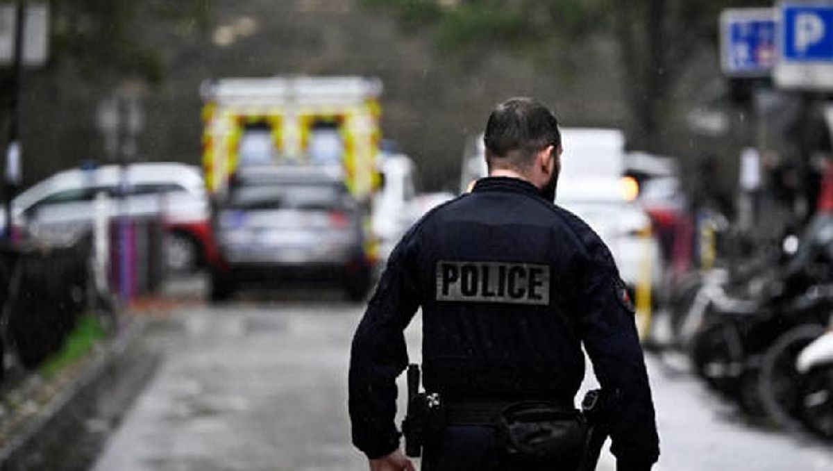 Francia evacúa 8 aeropuertos regionales por amenazas de atentados