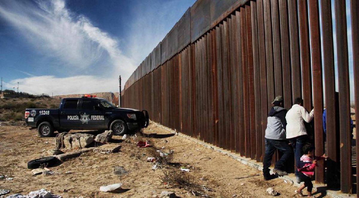 EU comienza reforzamiento del muro fronterizo entre desaliento de migrantes en México
