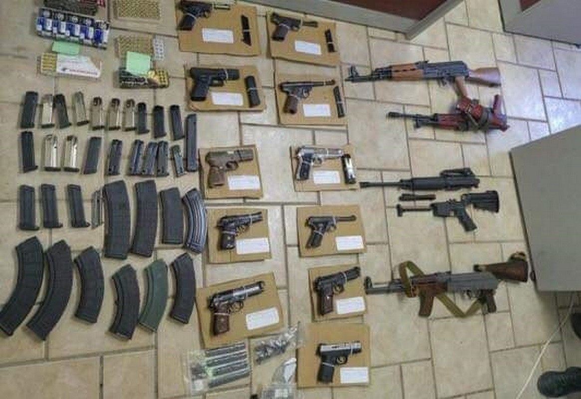 Detenidos con fuerte armamento en puente internacional, serán enviados al penal