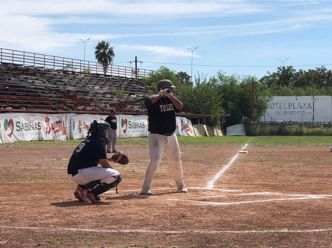 “Yankees” de Agujita caen ante Tuzos de Palaú