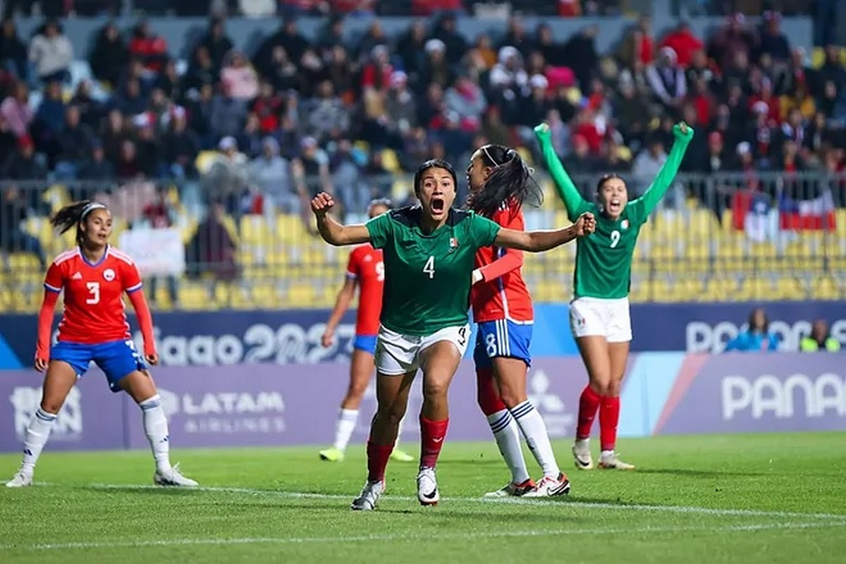 Selección Mexicana Femenil remonta ante Chile y está cerca de las semifinales