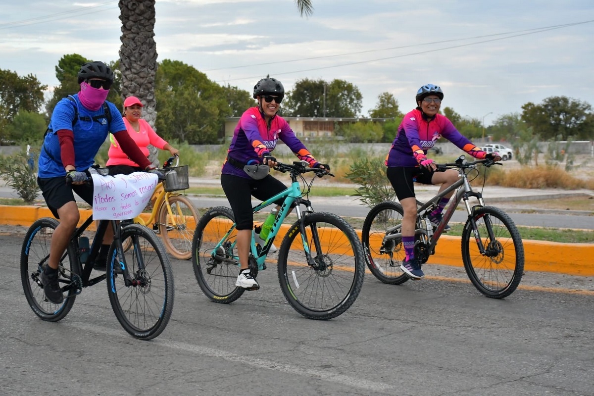 Realizan bicicletón y memorial en Nava