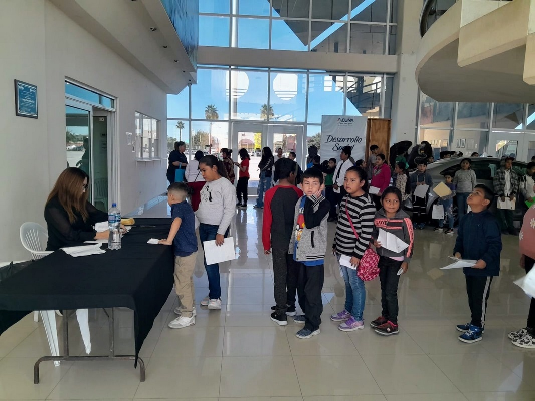 En Acuña empezó la entrega de Becas “Contigo en la Educación”