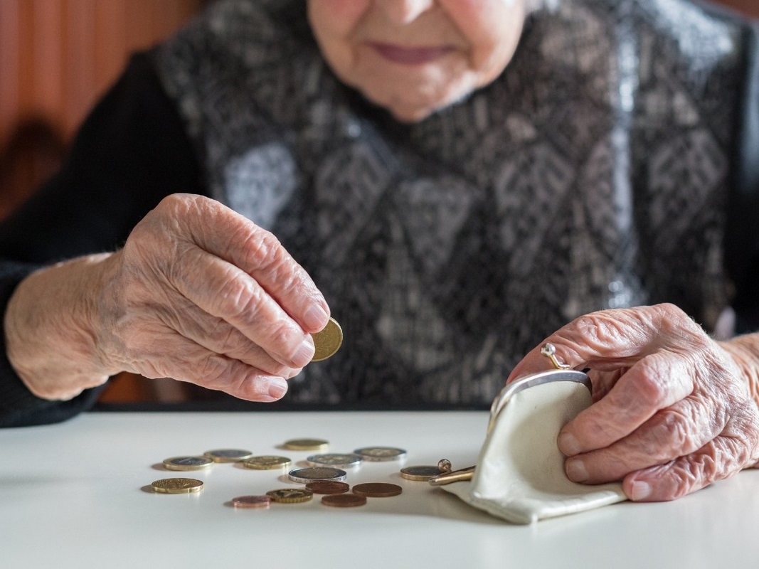 SIMAS cobra la mitad del recibo a 3,000 usuarios mayores de 60 años
