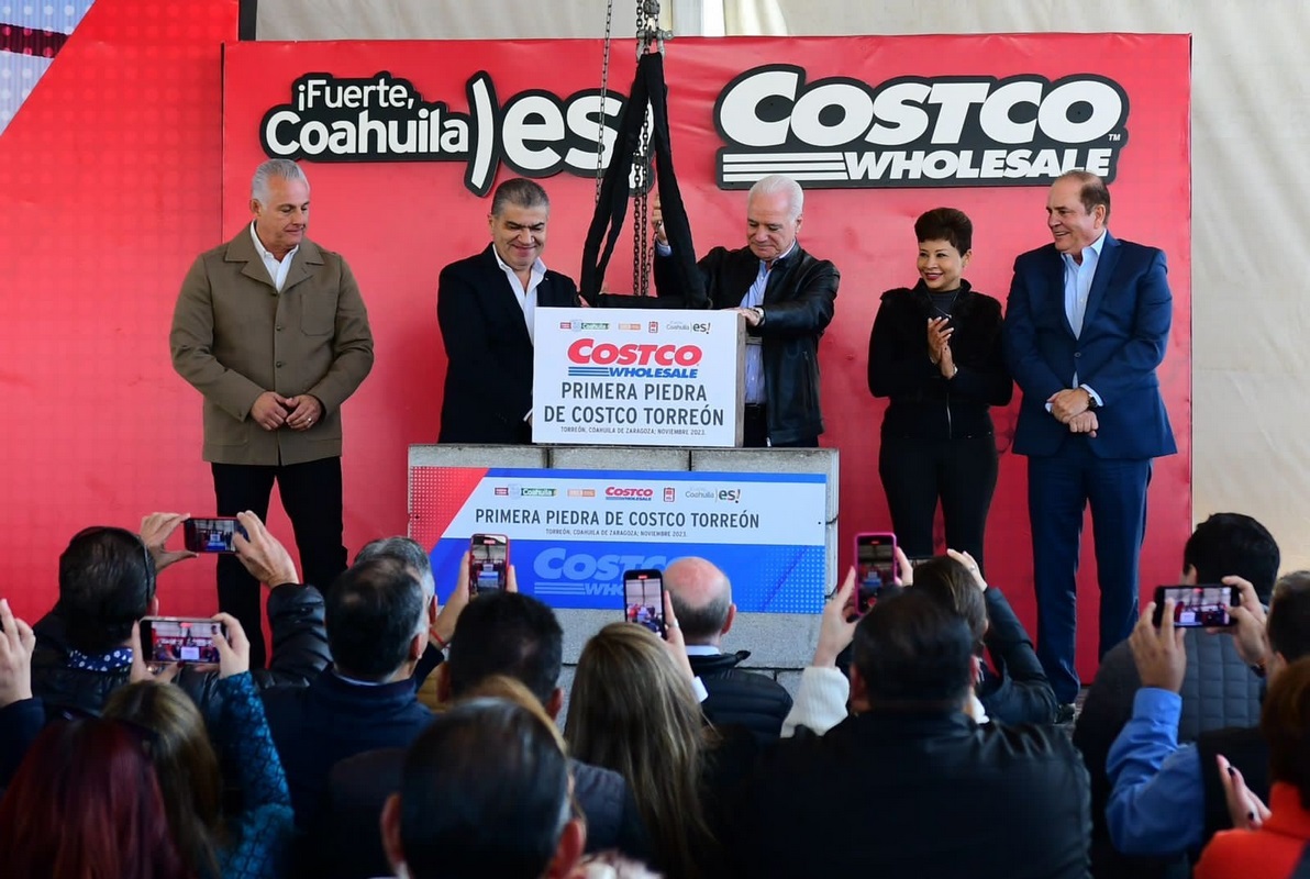 COLOCA MARS PRIMERA PIEDRA DE COSTCO TORREÓN