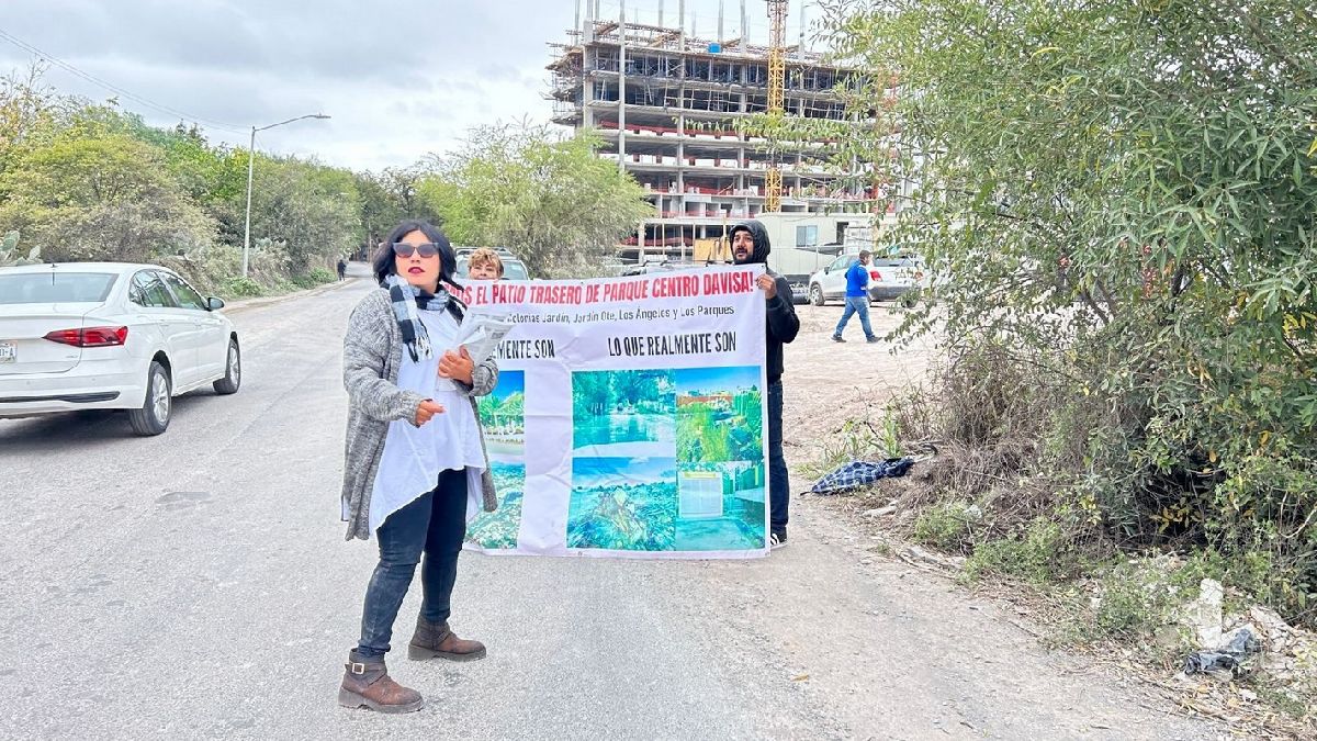 Protestan vecinos de Parque Centro