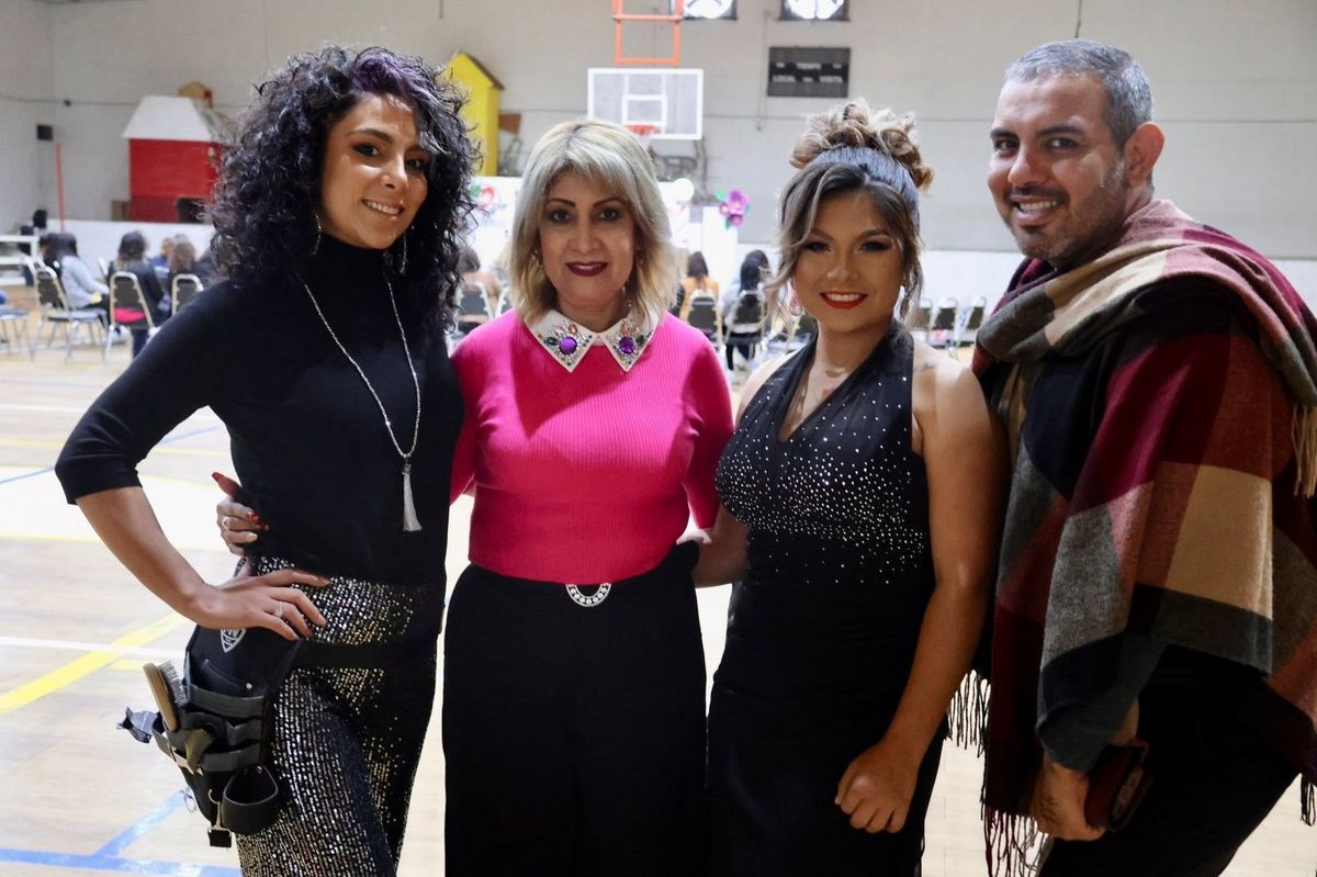 Se llevó a cabo con el apoyo de la alcaldesa Diana Haro seminario de belleza