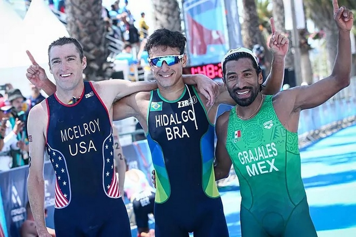 Un tropiezo tumba el reinado de Crisanto Grajales en triatlón en Juegos Panamericanos