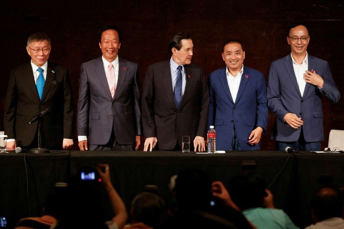 La oposición de Taiwán se divide en una dramática disputa por los lazos con China