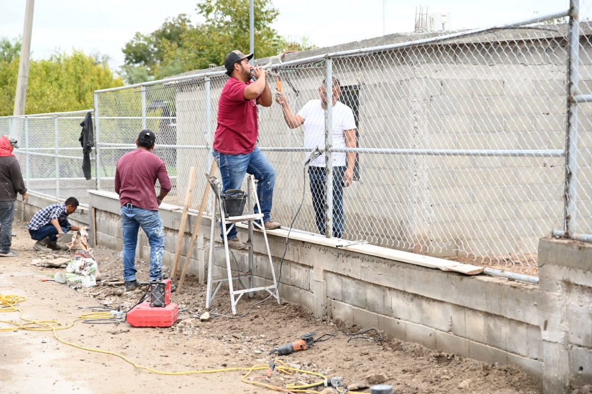 Apoyan con infraestructura a escuelas del área rural