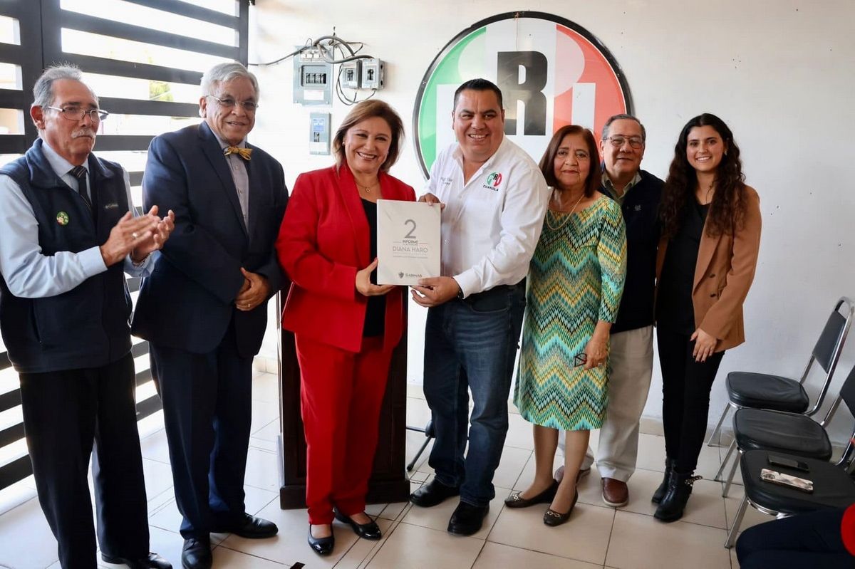 Entregó alcaldesa Diana Haro II informe al comité municipal del PRI