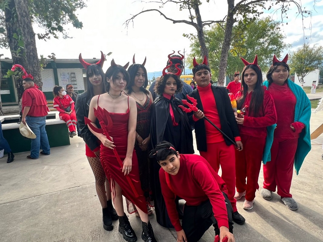 ALUMNOS CONALEP REALIZAN PASTORELA, VILLANCICOS Y BAILE NAVIDEÑO