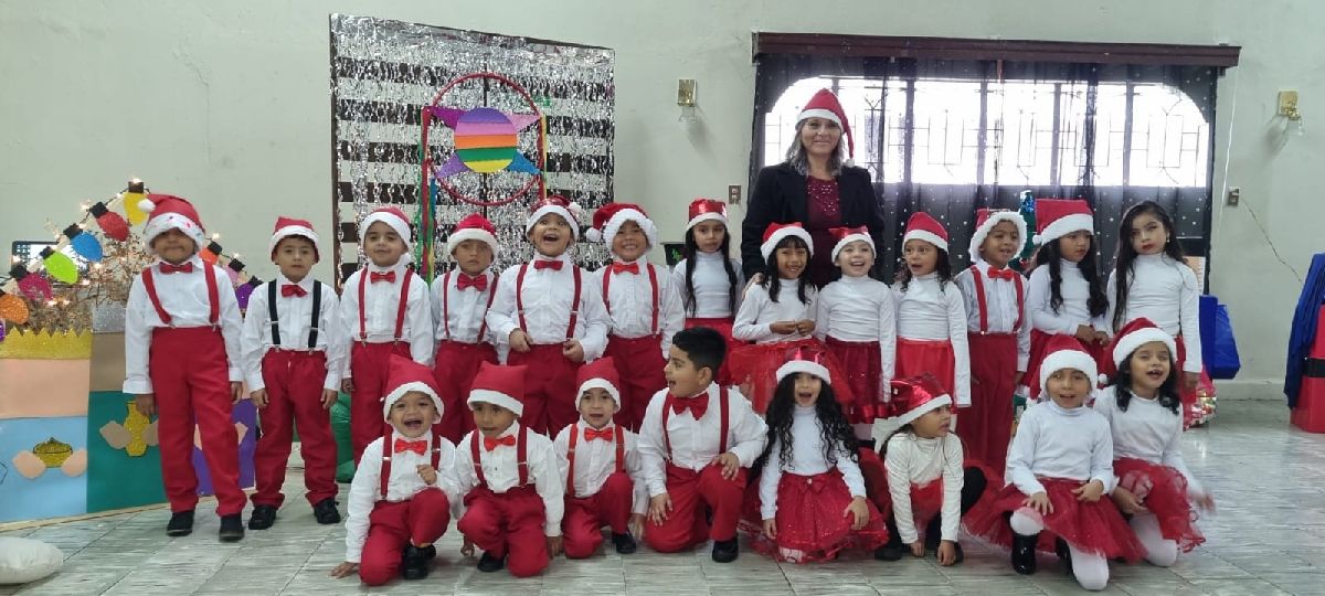 BONITO FESIVAL NAVIDEÑO DEL JARDÍN DE NIÑOS MANUEL ACUÑA