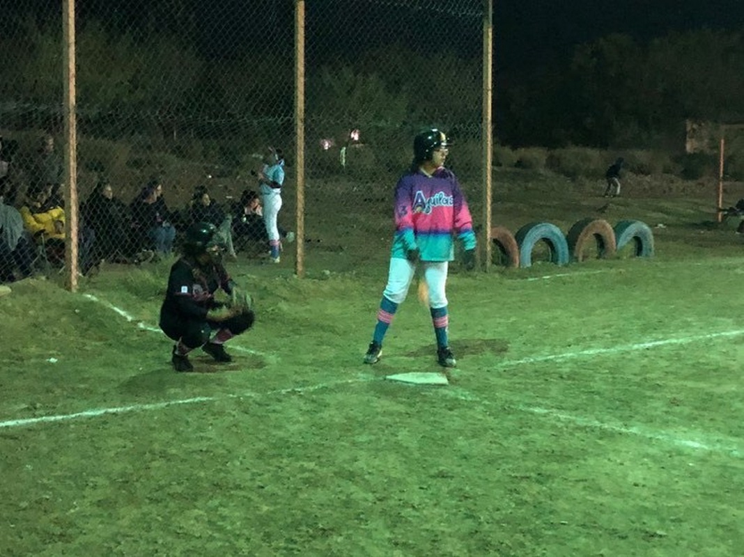 Potrancas doblegan a Catrinas