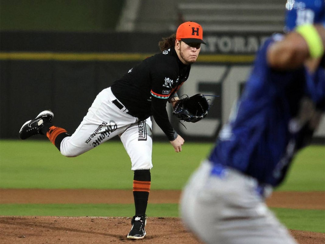 Fin de semana de volteretas, Naranjeros desplaza a Yaquis en el liderato de la LMP