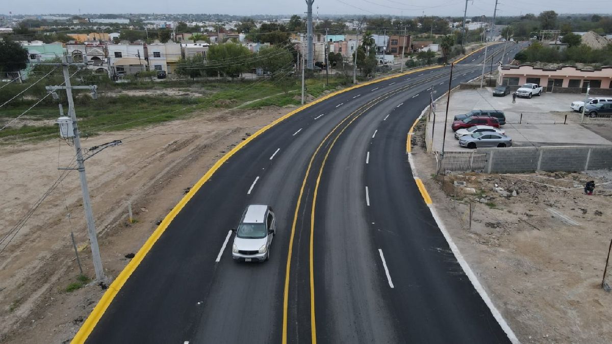 Entregan semáforo para mejorar conectividad entre Fraccionamiento Veracruz y el Sur Poniente