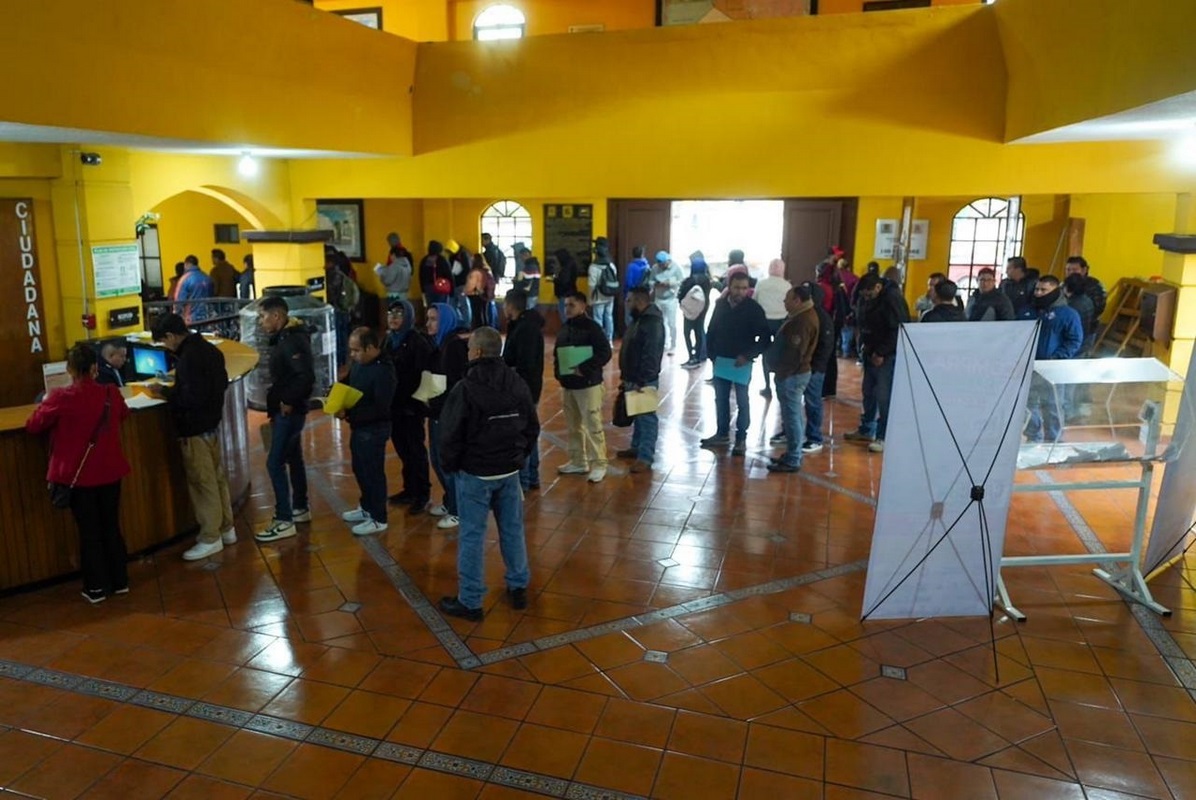 Todo un éxito tianguis del empleo en Ramos Arizpe