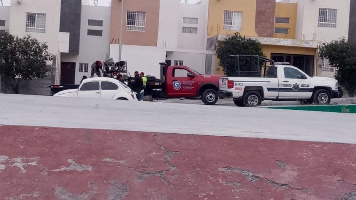 Clausuran taller mecánico en Saltillo