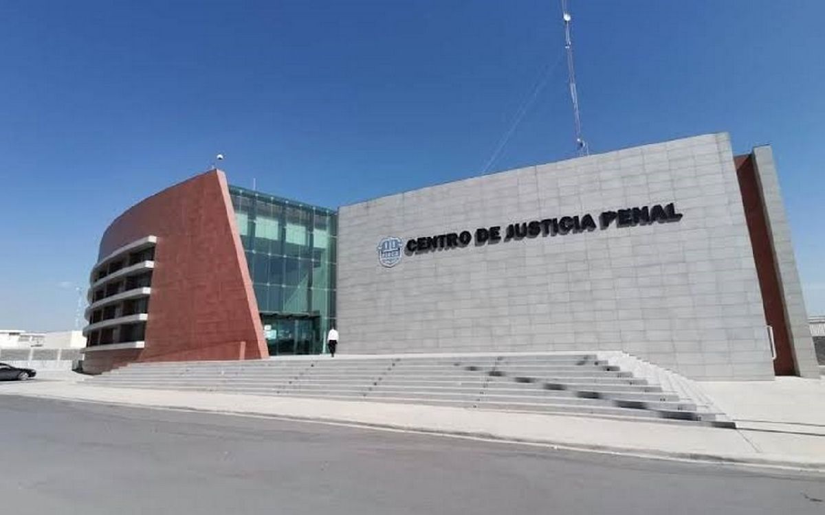 Exoneran a ex alcalde de Parras de la Fuente