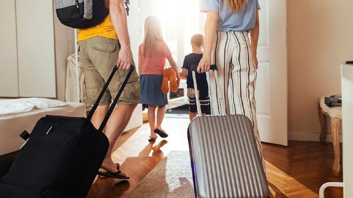 Recomiendan aumentar la seguridad en el hogar al salir de vacaciones