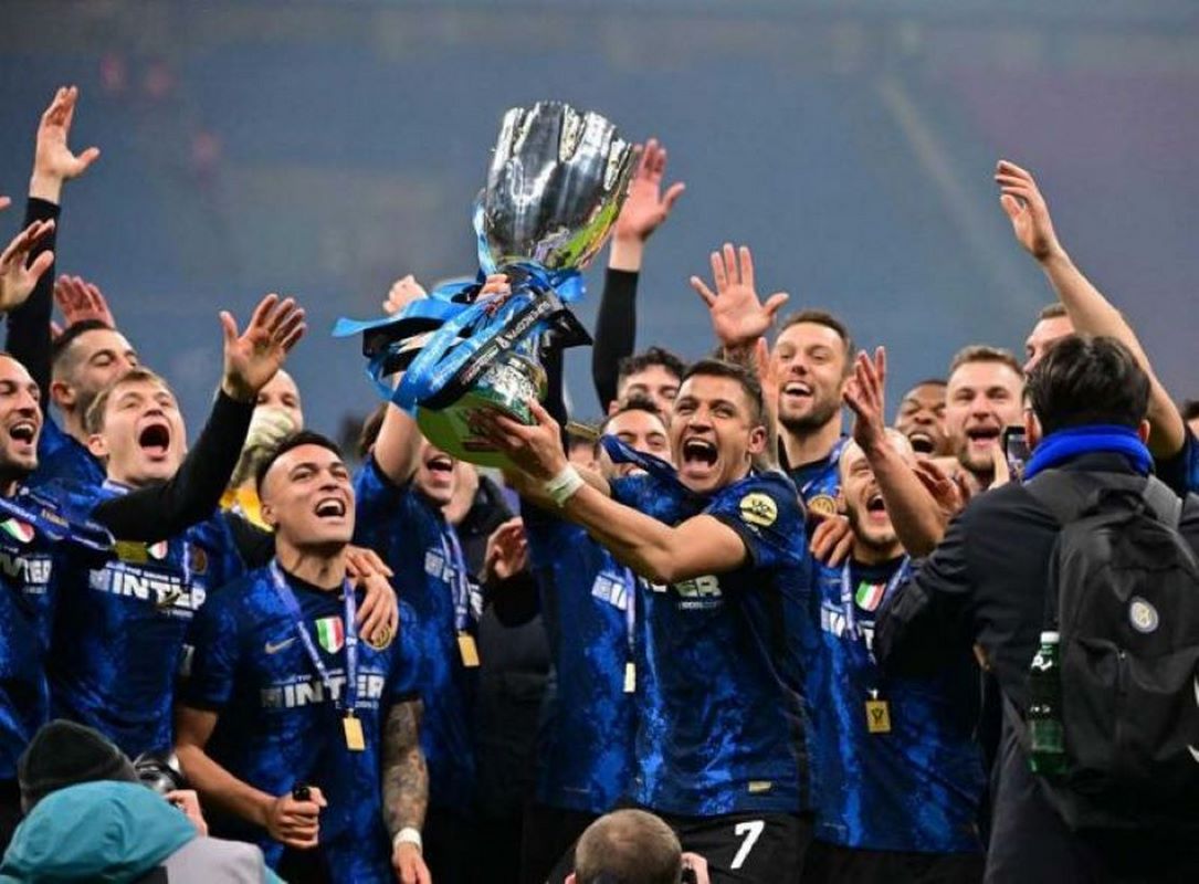 Inter de Milán conquista su tercera Supercopa consecutiva