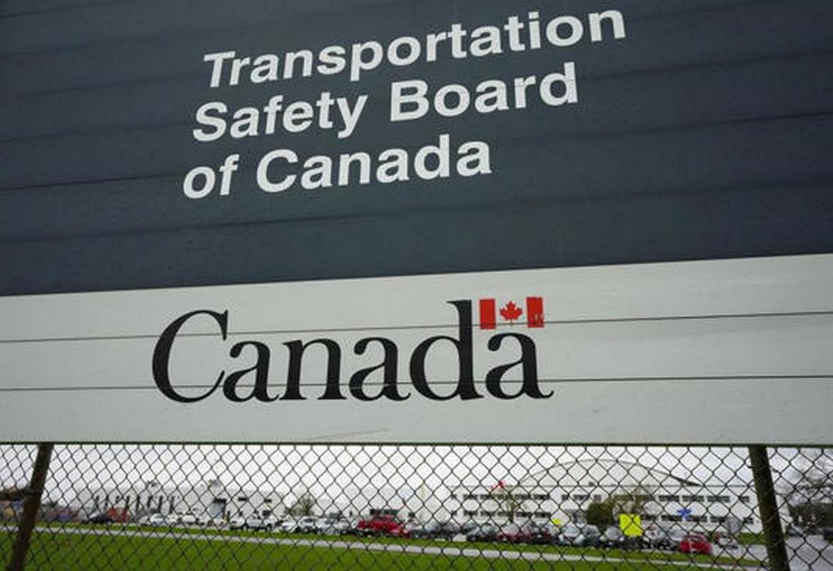 Reportan caída de avión de Northwestern Air en Canadá; se habla de 10 muertos