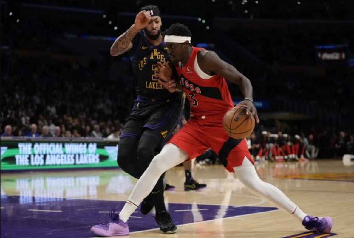 LEBRON JAMES Y ANTHONY DAVIS COMANDAN VIBRANTE VICTORIA DE LAKERS ANTE RAPTORS