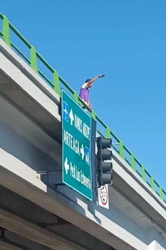 Drogadicto también quería tirarse de un puente