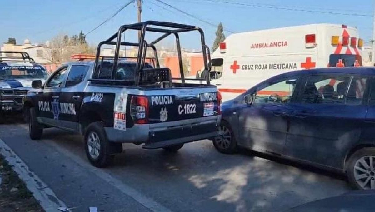 Mujer ataca a cuchilladas a chofer