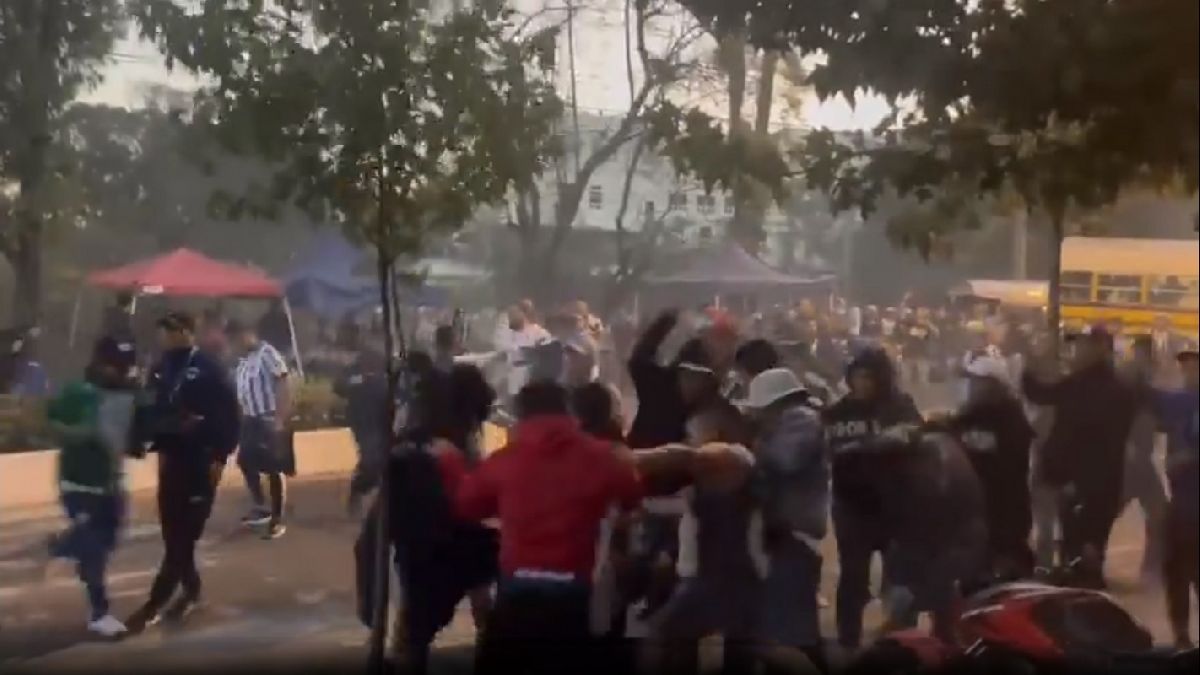 Aficionados de Rayados son golpeados en Guatemala