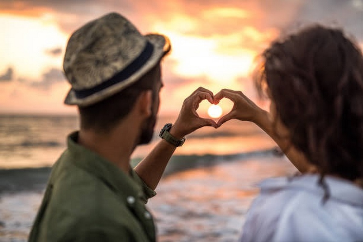 Desaparece en enamorados poco a poco la celebración del día de San Valentín