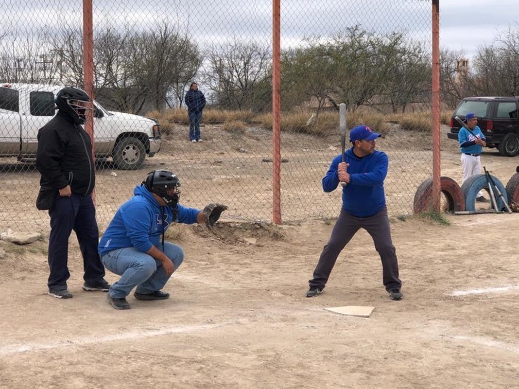 “Rangers” dominan a los Profes
