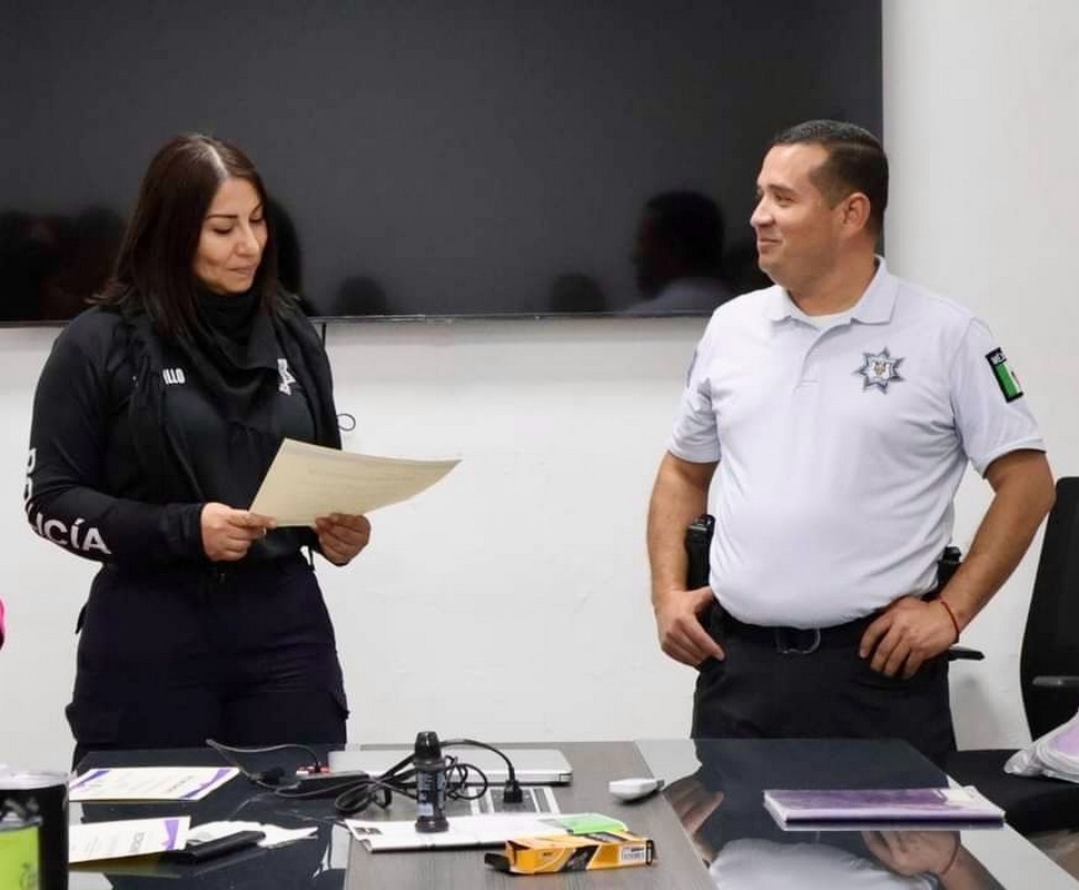 Capacita Agrupamiento Violeta de Saltillo a Arteaga para crear modelo