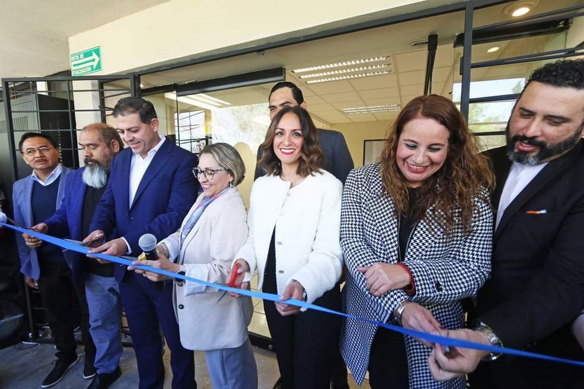 Inaugura rector de la UAC nuevas instalaciones de Posgrado de la Facultad de Ciencias de la Comunicación