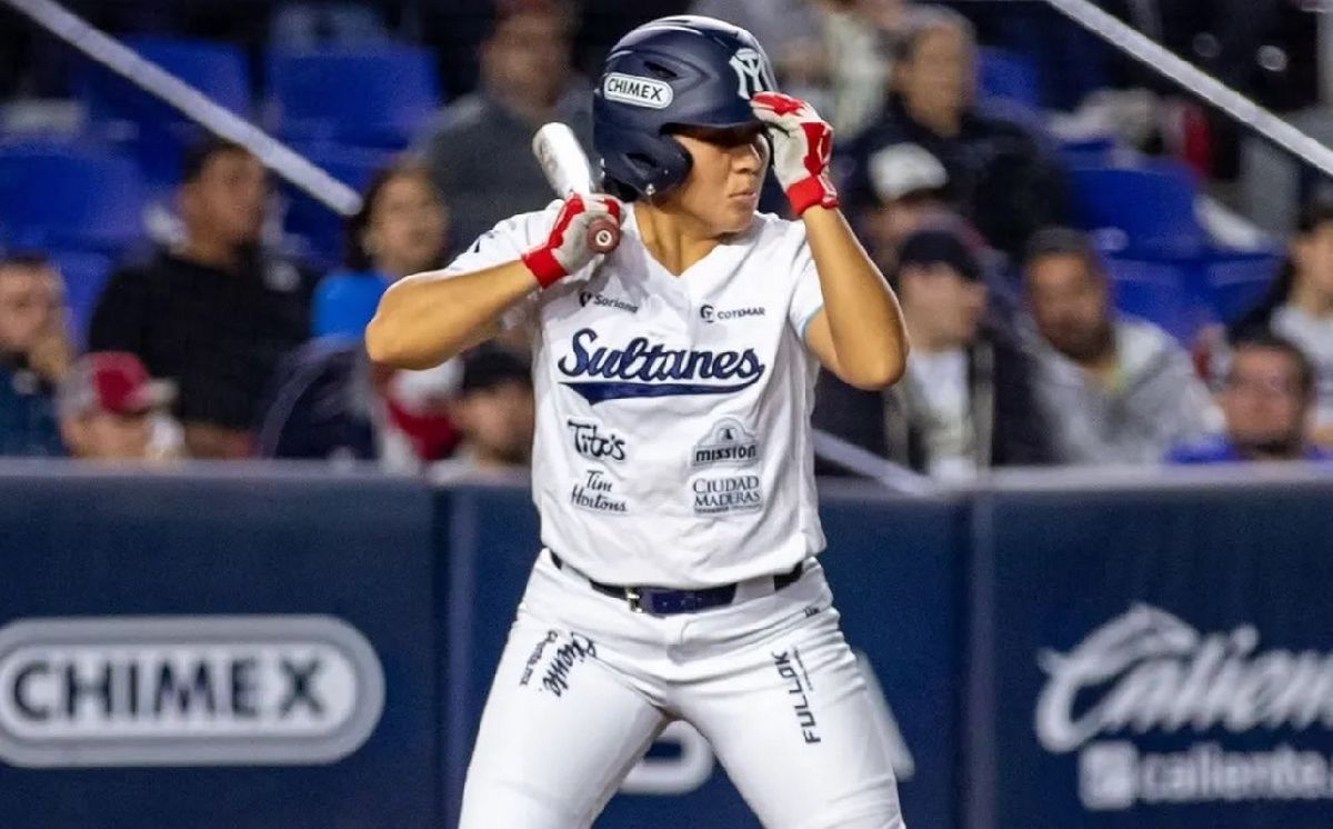 Karina Pérez destaca en la Liga Mexicana de Softbol