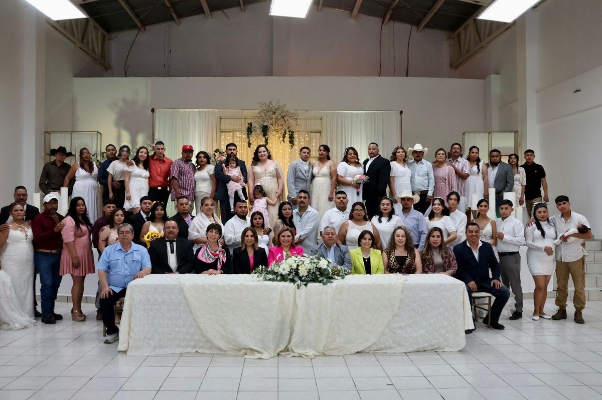 31 nuevos matrimonios en Sabinas