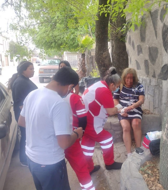 SUJETO GOLPEA A SU MUJER Y HUYE