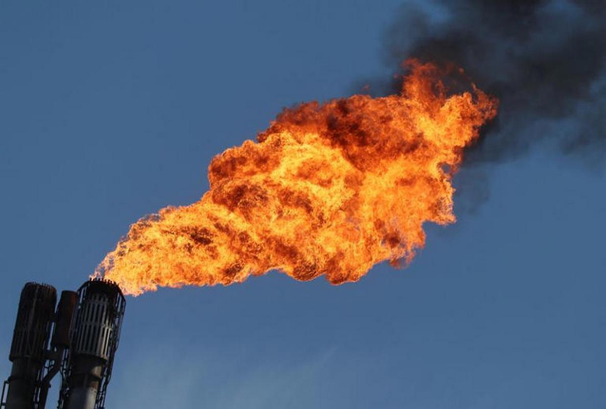 Shell debilita sus objetivos climáticos apostando cada vez más por el gas