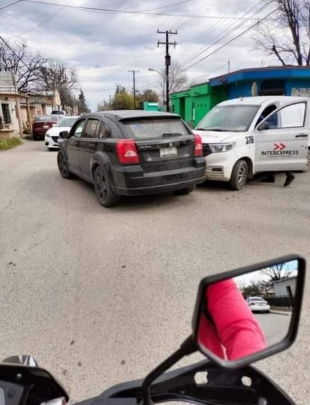 Protagonista de accidente vial se hace el occiso y deja a su suerte a afectada