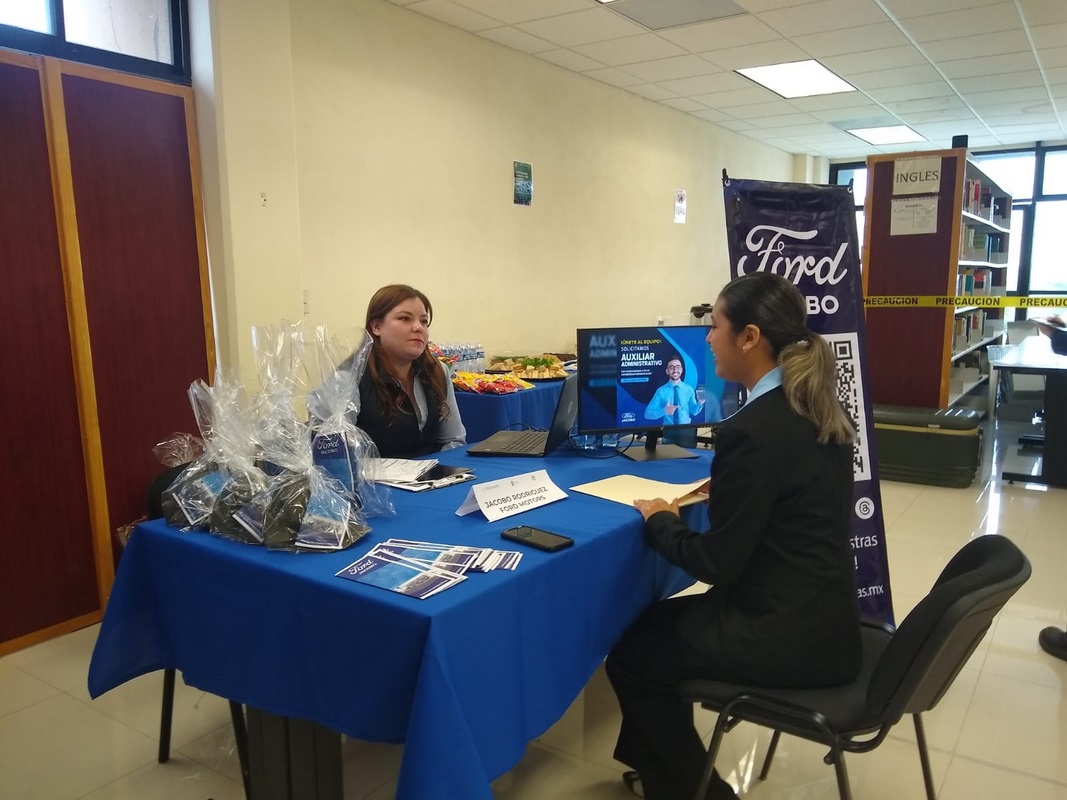 Realiza Tecnológico Feria del Empleo para sus estudiantes