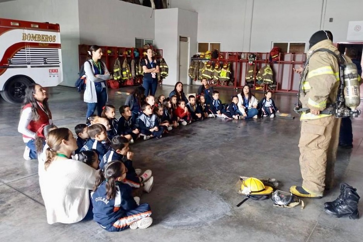 Capacita Bomberos de Saltillo a niñez y juventud en prevención de incendios