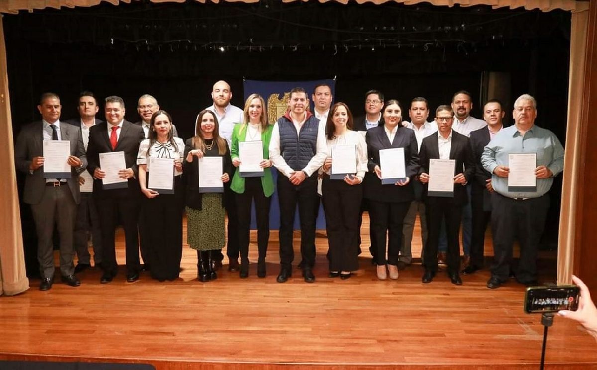Entrega rector de la UAC nombramientos a subcoordinadores de Diversas Dependencias