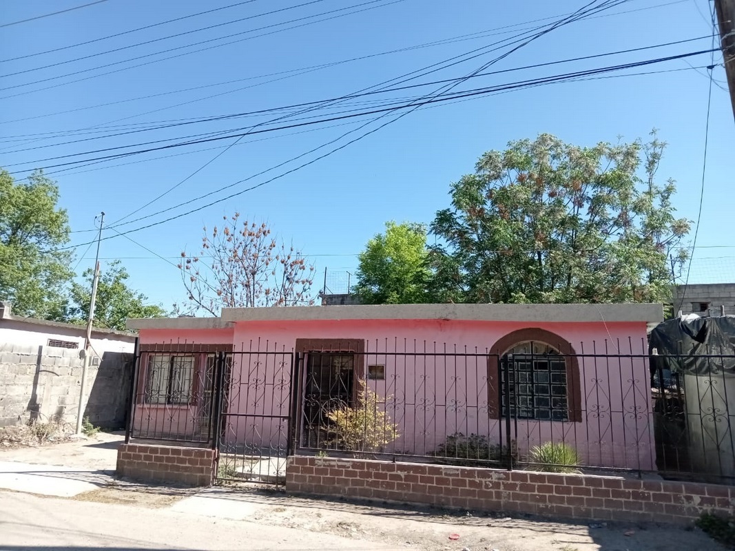 LADRONES VACÍAN VIVIENDA EN LA PIEDRA