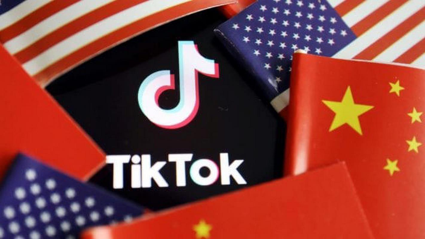 Biden promulgó una ley que obliga a la matriz china de TikTok a vender la aplicación o afrontar un veto en Estados Unidos.