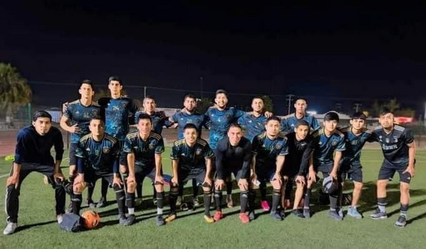 Galácticos es campeón del futbol nocturno