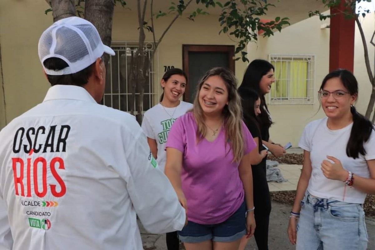 RECONOCE ÓSCAR RÍOS A LAS MADRES DE SAN JUAN DE SABINAS