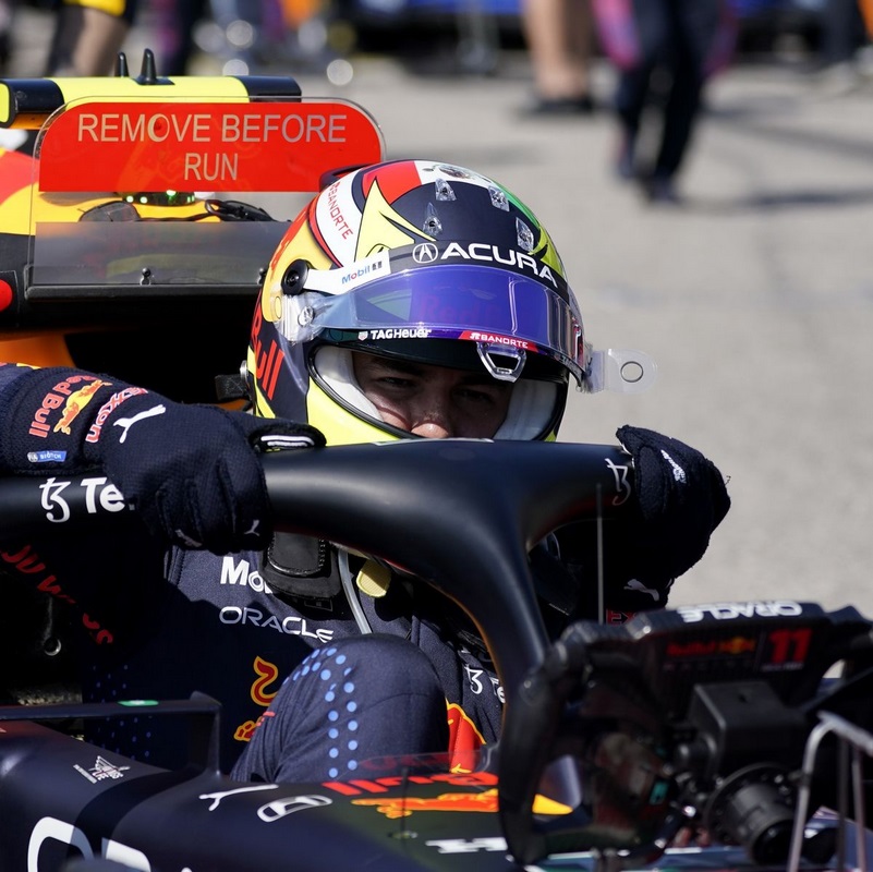 Checo Pérez arremete contra la FIA tras su choque en el GP de Mónaco