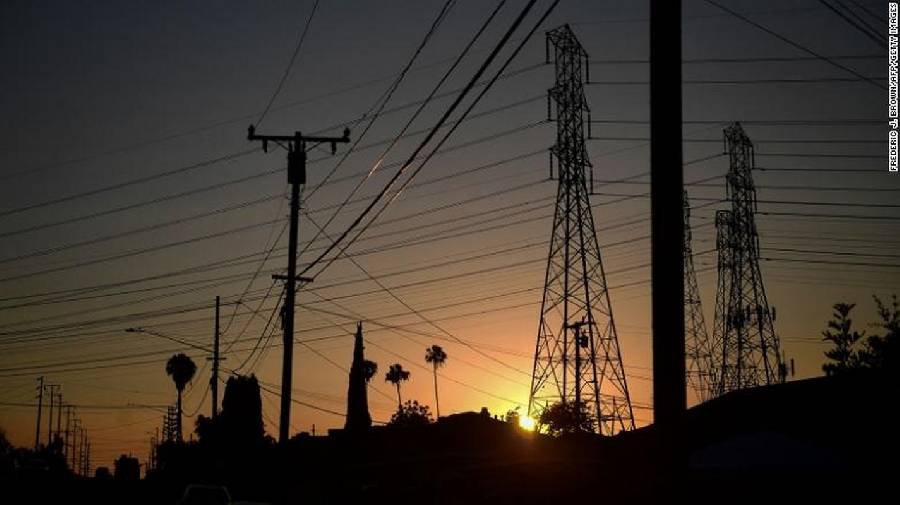 «Apagones» y «bajones» de energía afectan aparatos eléctricos